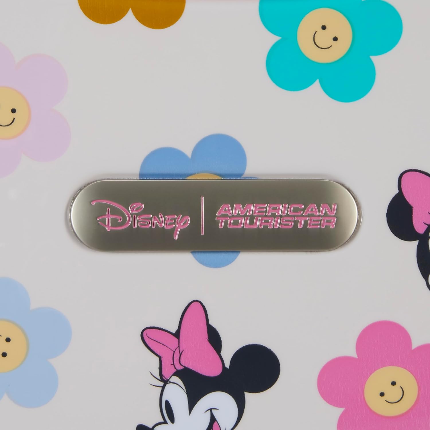 [Color] Minnie Mouse hardshell carry-on suitcase with spinner wheels and expandable storage for family travel — view 5
