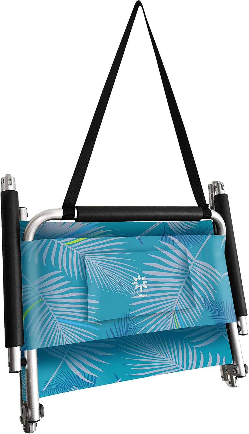 Lightweight foldable beach chair in {color} with water-resistant polyester fabric and shoulder strap, compact design โ view 4