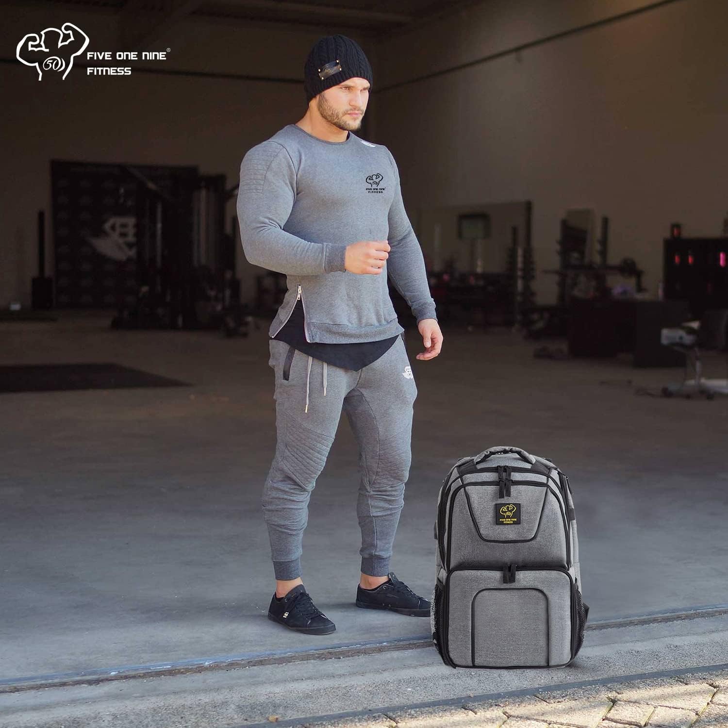 [Color] insulated meal prep backpack with laptop compartment, featuring [material texture] exterior and [number]-meal container capacity — view 4